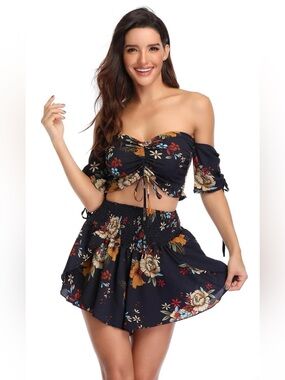 SHEIN Tropical Floral 2-Piece Crop Top & Skirt Set - Small